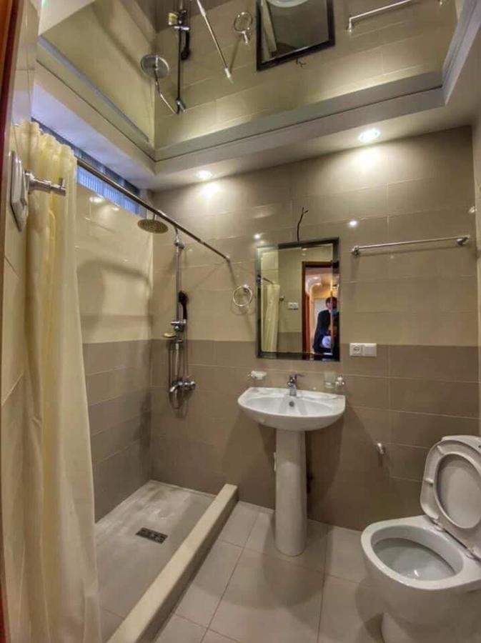 Apartment Dolphin Батумі Екстер'єр фото