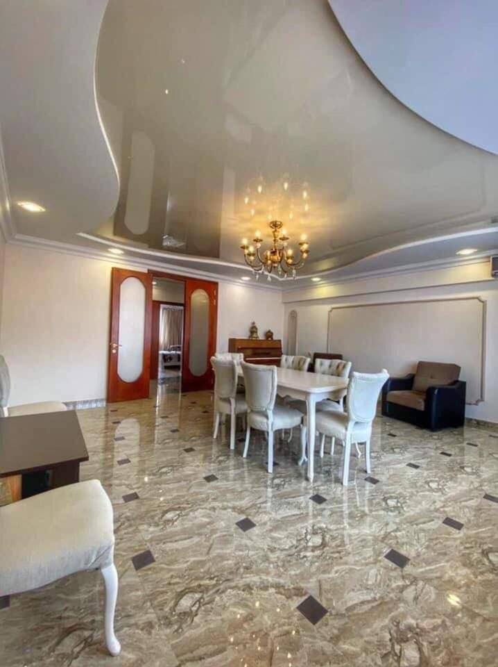Apartment Dolphin Батумі Екстер'єр фото