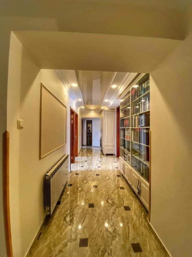 Apartment Dolphin Батумі Екстер'єр фото